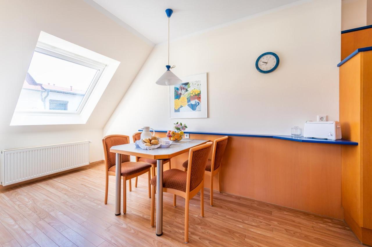 Ferienwohnungen Margaretha Sellin (Rugen) Exterior foto